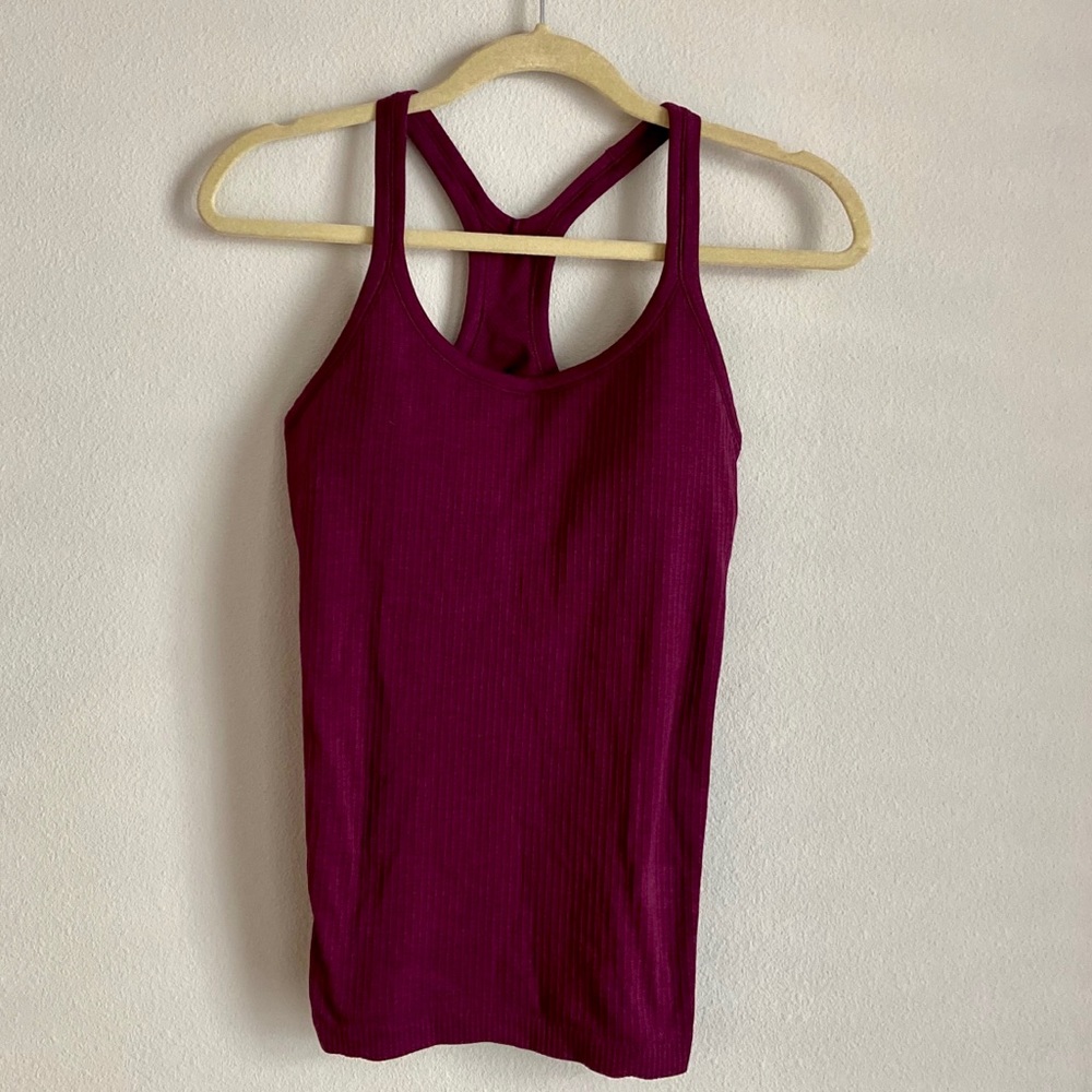 ✨LULULEMON EBB TO STREET TANK✨